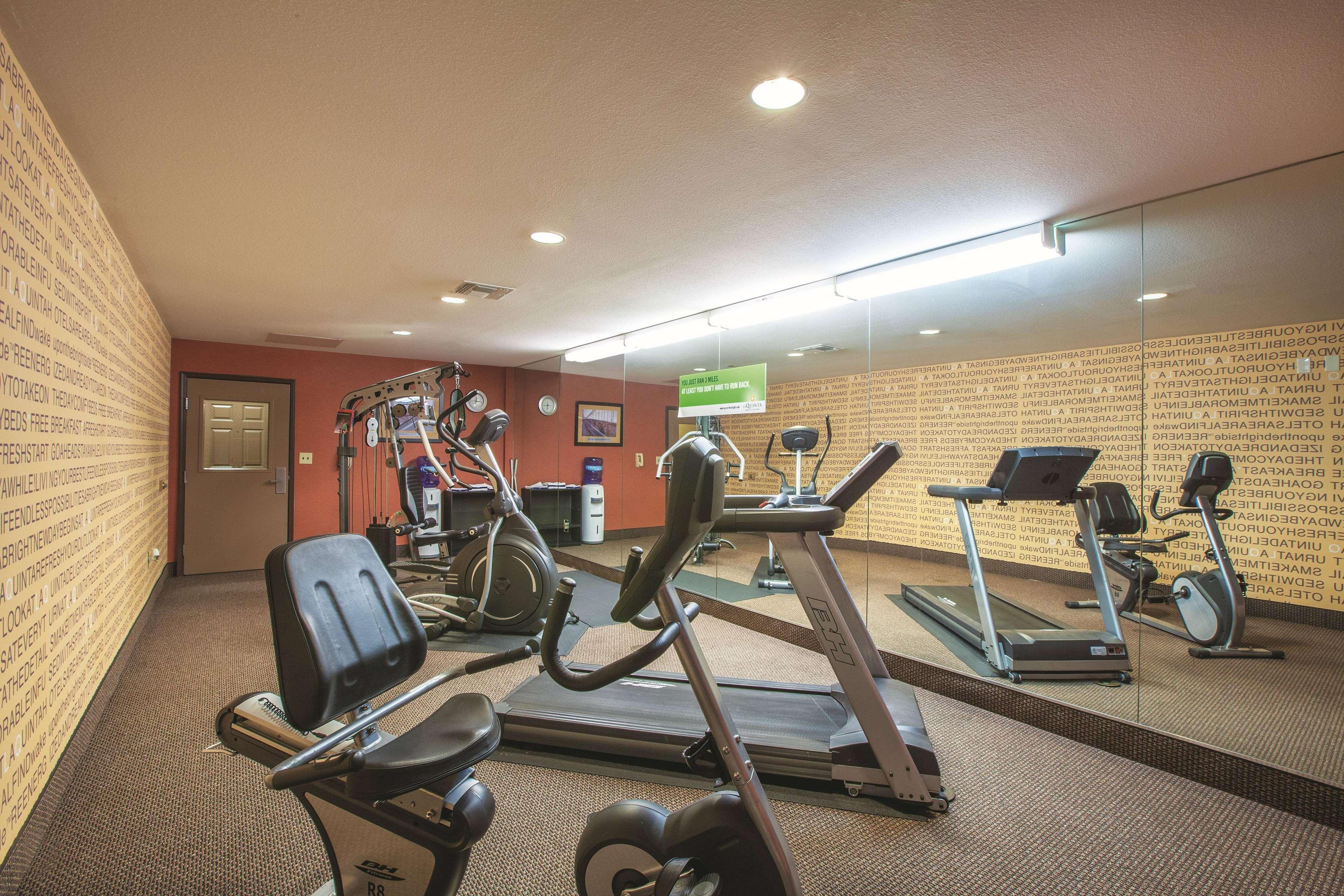 La Quinta By Wyndham Hillsboro Hotell Eksteriør bilde
